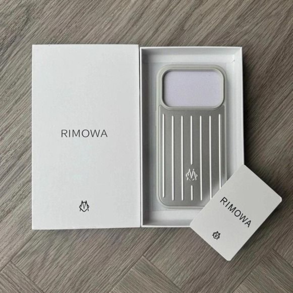 New RIMOWA Apple iPhone 17 Pro Max Silver Aluminium Phone Case Magsafe